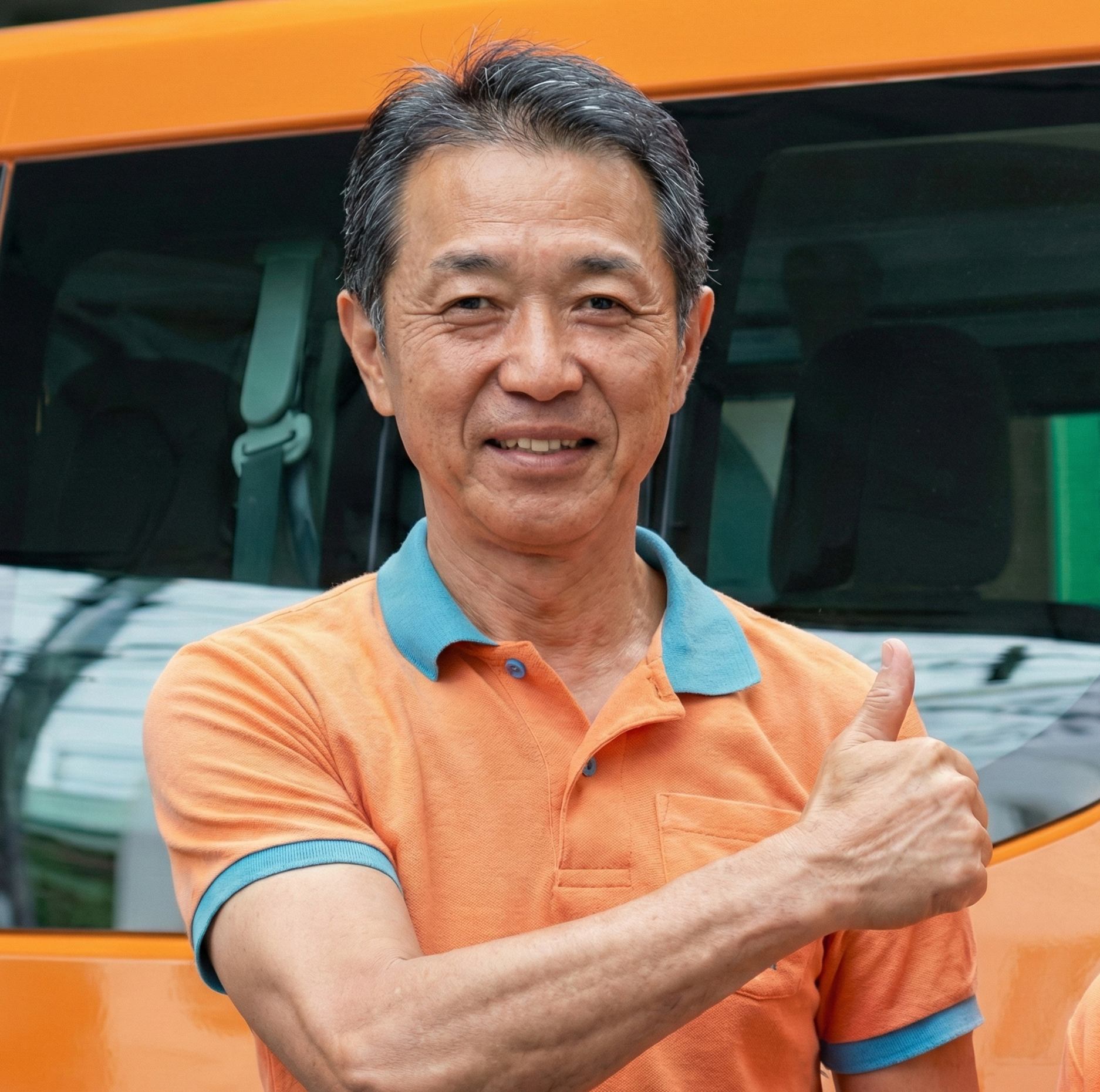 送迎バスドライバーの写真